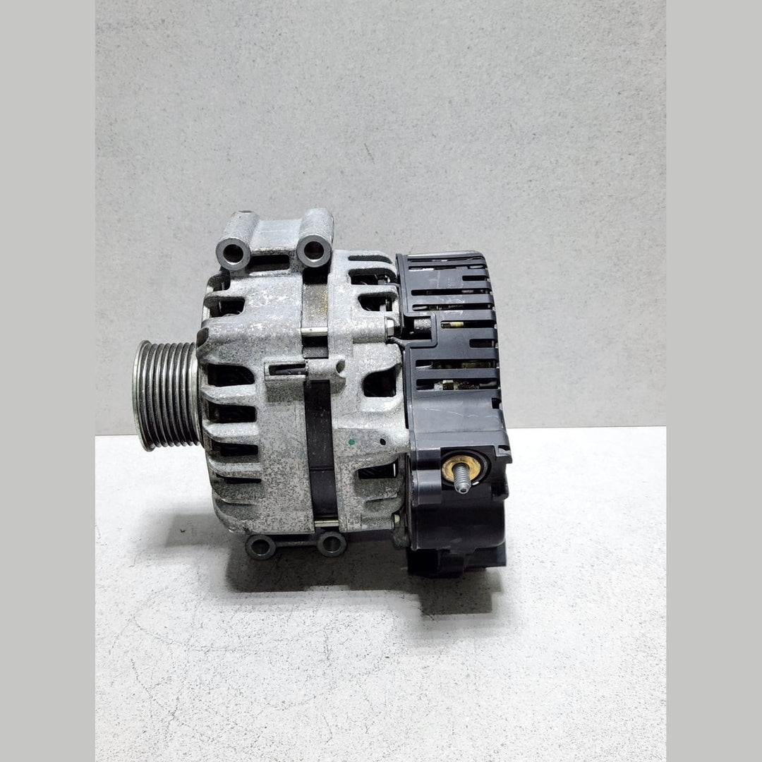 BMW Active Hybrid Alternator 76223723 Series F30 5 Series F10 and 7 Series F01