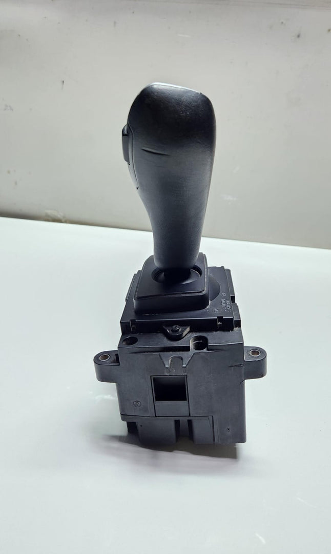 2010-2013 BMW 530i Gear Selector Lever 9218102 F10 and F11 RHD