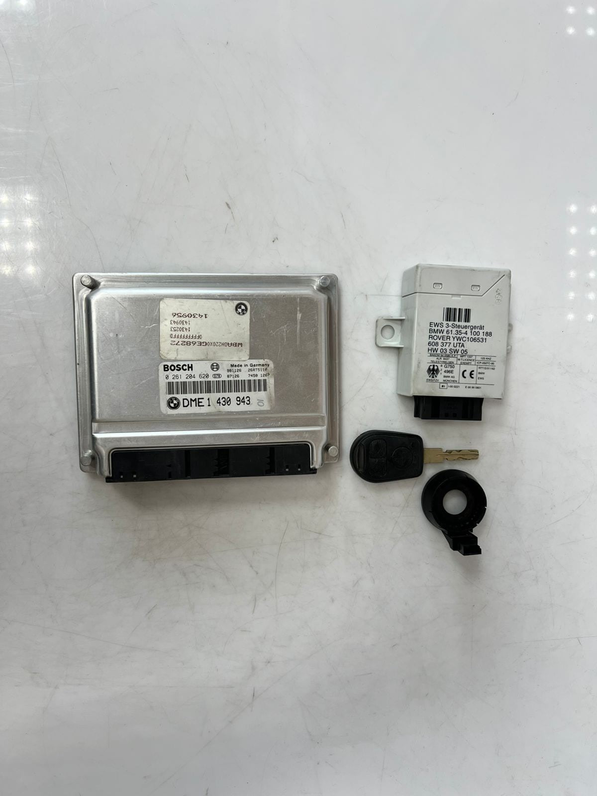 2002 BMW 540i M62 E38/E53/E39 ENGINE CONTROL ECU SET DME 1430943 