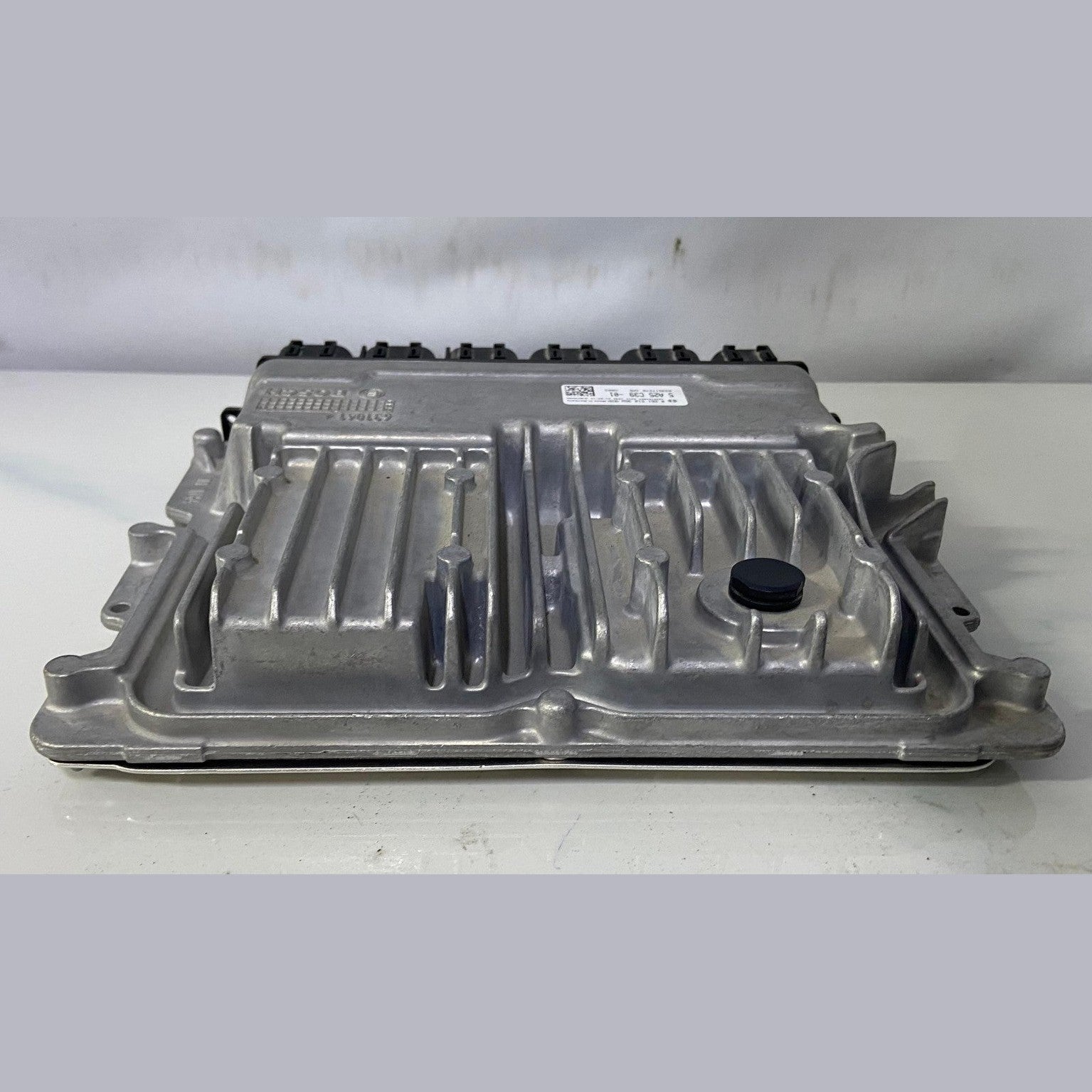 OEM BMW F90 M5 F91 F92 F93 M8 4.4 S63M ENGINE CONTROL MODULE DME 5A25C39 NEW