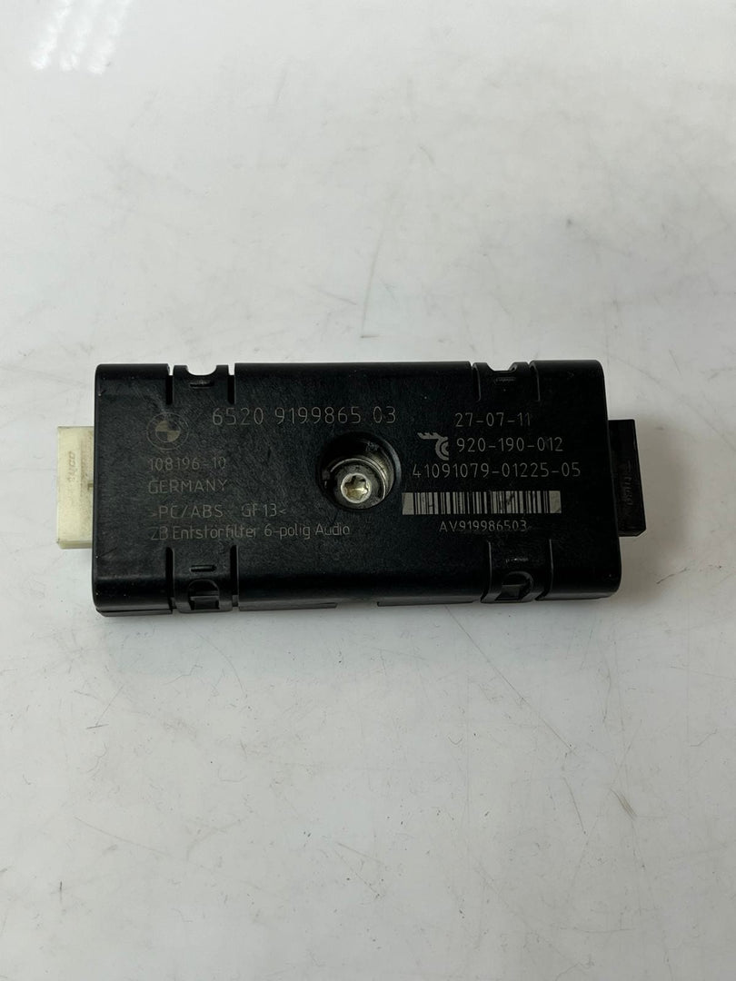 BMW 5 Series F07 and F11 Antenna Suppression Filter 9199865 OEM