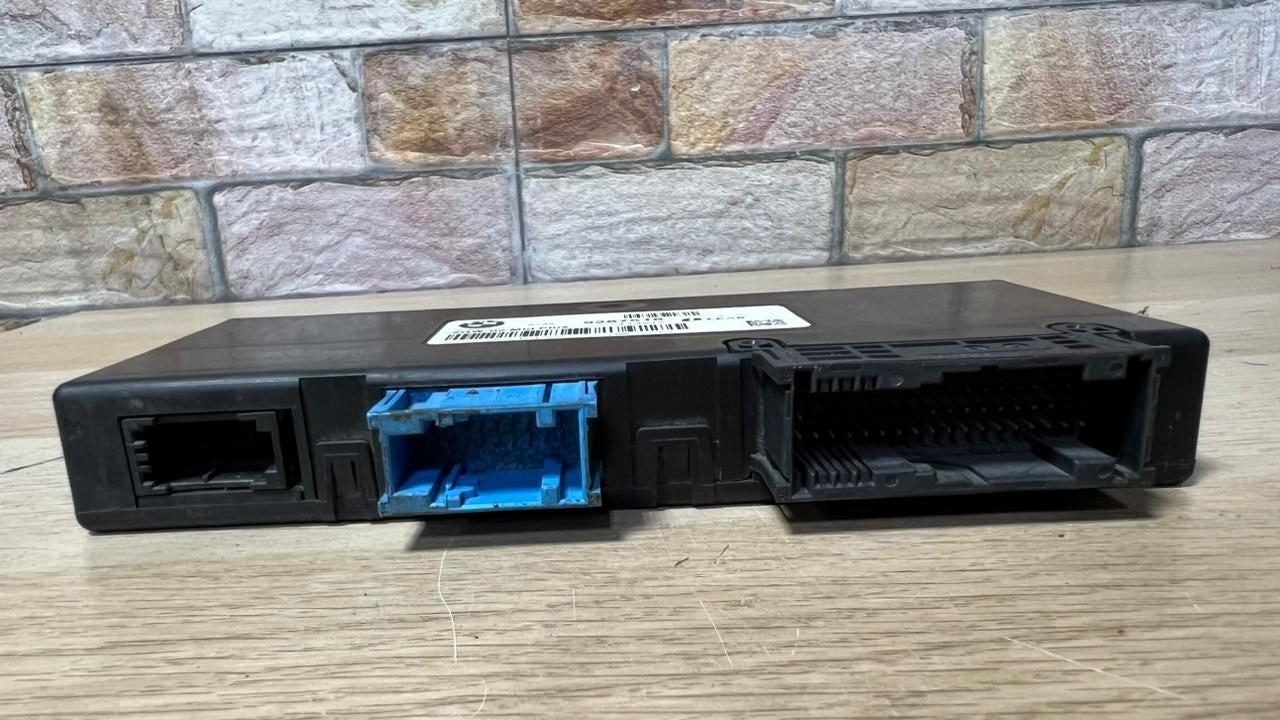 2012-18 BMW 640i Gateway Control Module 9267516 F10 F11 F12 F13 5 6 7 series