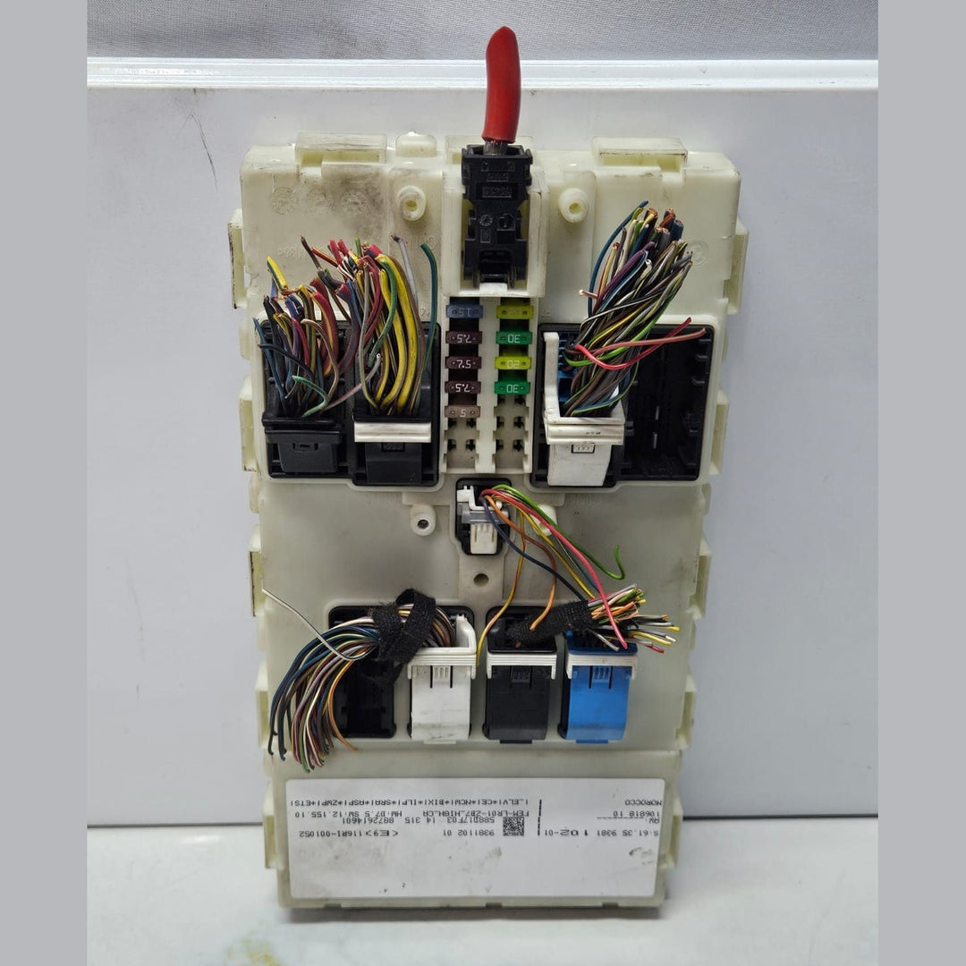 BMW F20 N13 FRONT ELECTRONIC FUSE RELAY DOMAIN BODY CONTROL MODULE 9381102