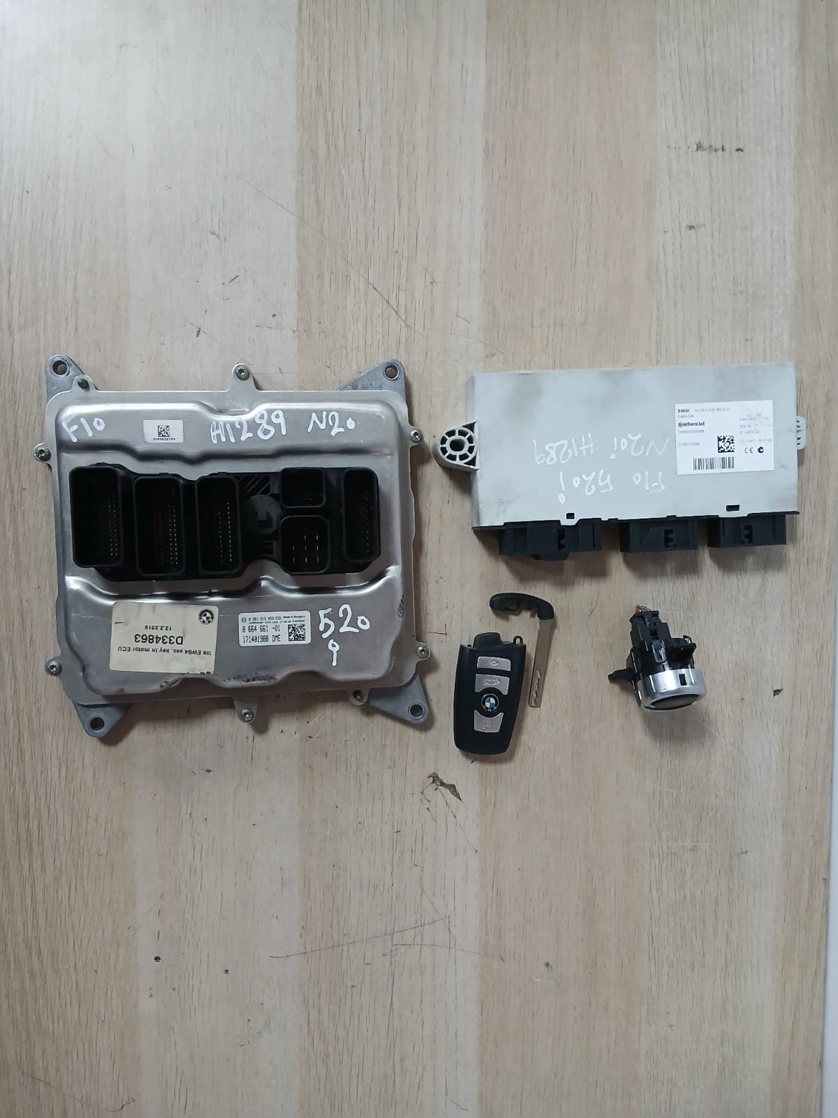 2014-2016 BMW F10 N20 520i Engine Control Unit SET DME+ CAS4 CA + 1KEY 8664661