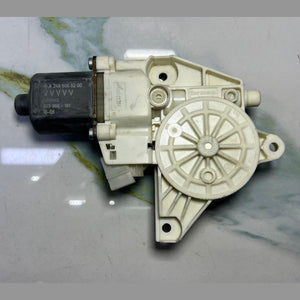 13-18 Mercedes-Benz W246 B-Class CLA Window Motor Front Right Side A246 9065200