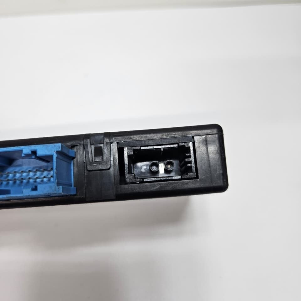 2011 BMW 520D F11 BODY CONTROL MODULE UNIT 9266408 OEM