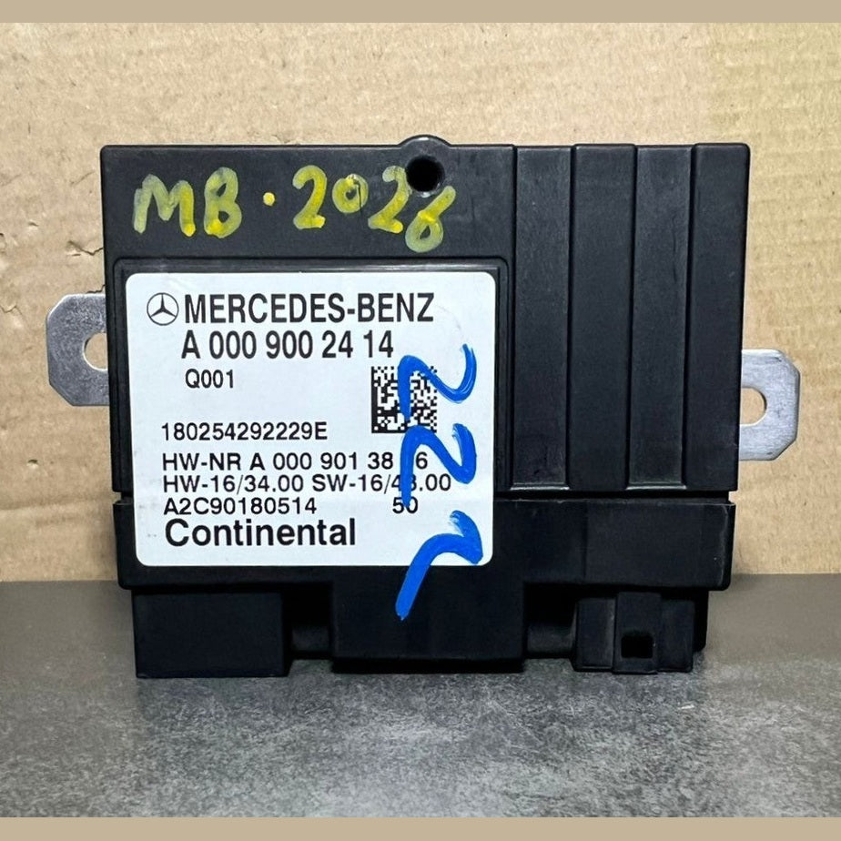 2015-2020 Mercedes S-Class W222 W205 Fuel Pump Control Module A000 9002414 OEM