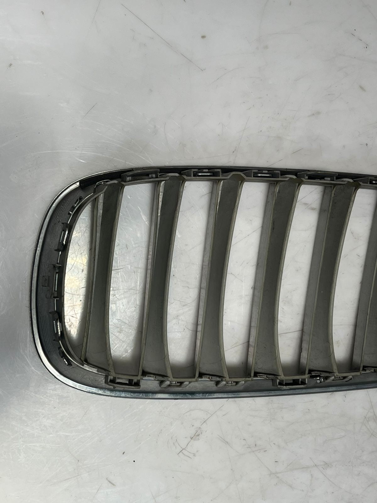2010-2015 BMW X1 X3 7 5 Series F01 F10 F11 F48 Bumper Grille 10627110 OEM