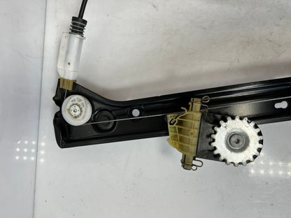 2014-2016 BMW 228i Front Right Window Regulator 7292120 2 Series F23 and 228i