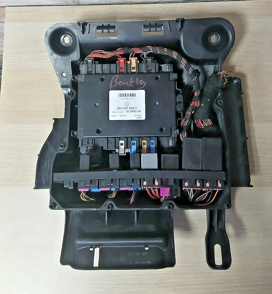 Bentley Continental Flying Spur Power Supply BCM Module OEM 3D0937049H