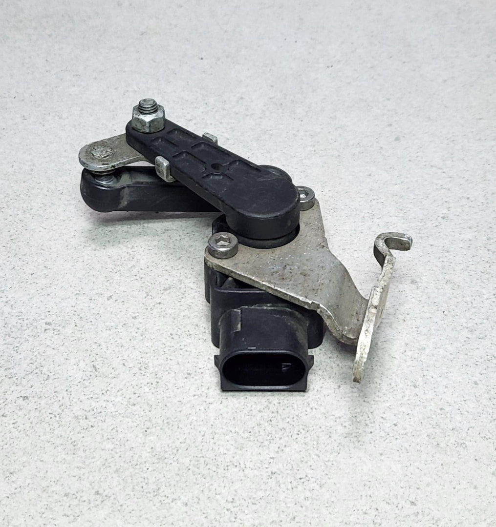 2009 BMW 750i Height Level Sensor 6788571 7 Series F01 F02 F03 F04