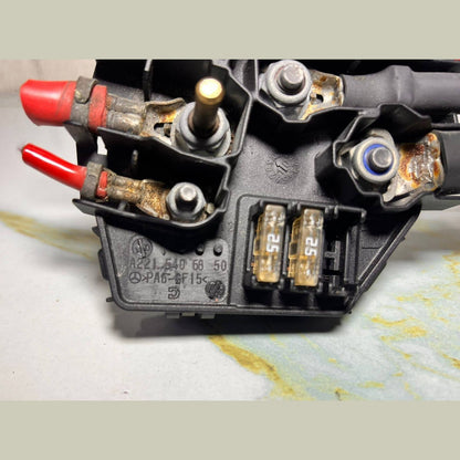 Mercedes-Benz W221 S-Class Fuse Box A 221 540 68 50 S600