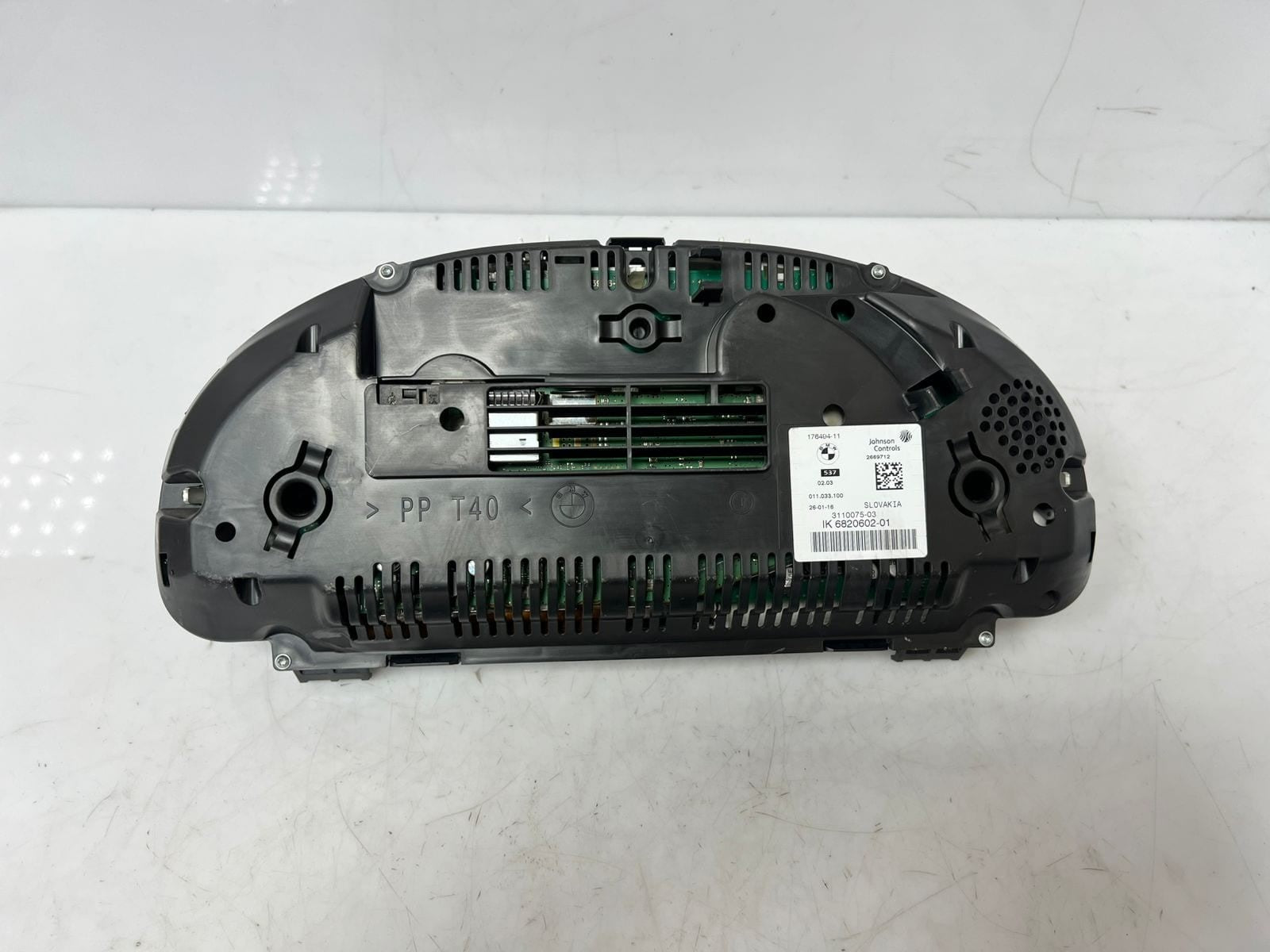 BMW 5 Series F10 F11 F18 and X5 F15 SPEEDOMETER Instrument Cluster 6820602 OEM