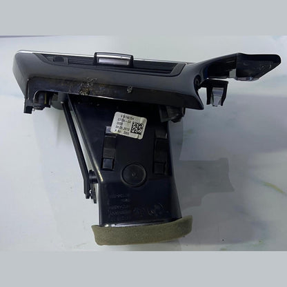 OEM BMW F13 F12 F06 Dashboard Heater Blower A/C Air Vent Right 9192744 9197487