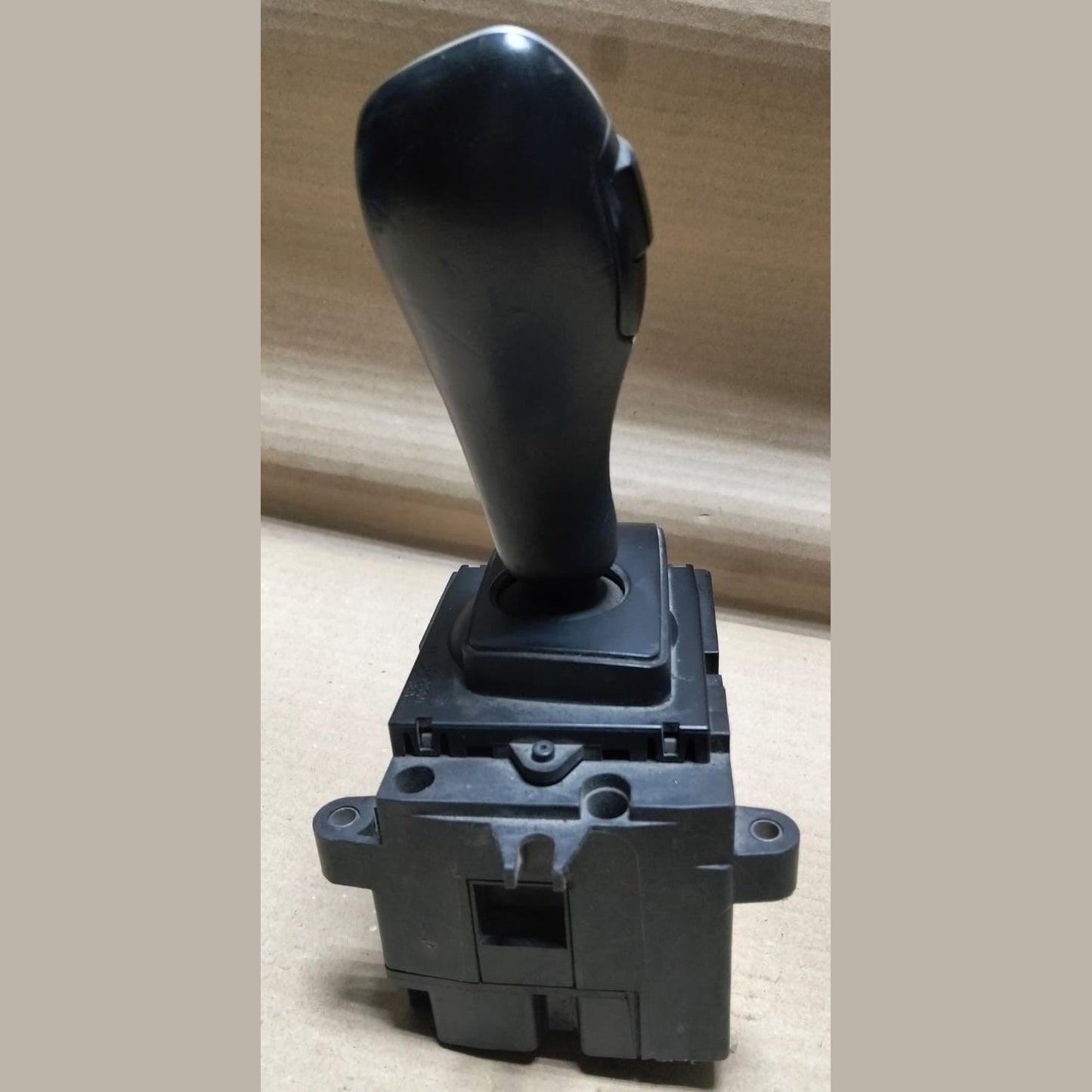 BMW 535i F10 OEM Automatic Gear Selector Shifter F01 F02 F07 550i  9218101