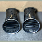 Bild in die Galerieansicht laden, 12-14 Mercedes W204 C300 C250 Front Dashboard Left  Right Heater A/C Air Vent