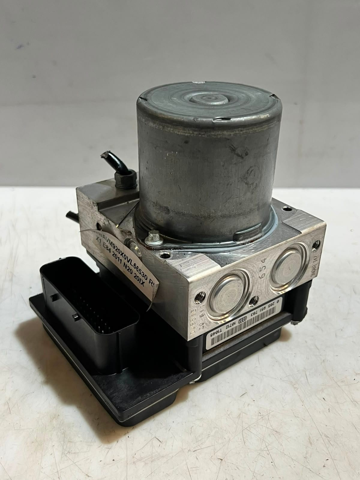 2010-2015 BMW X1 E84 2.0L PRE-LCI ABS Pump Hydraulic Unit 6850230 OEM