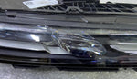 Bild in die Galerieansicht laden, OEM BMW 7 Series G70 Headlight Upper LED Front 9879936 Right Side Used 15-20 km