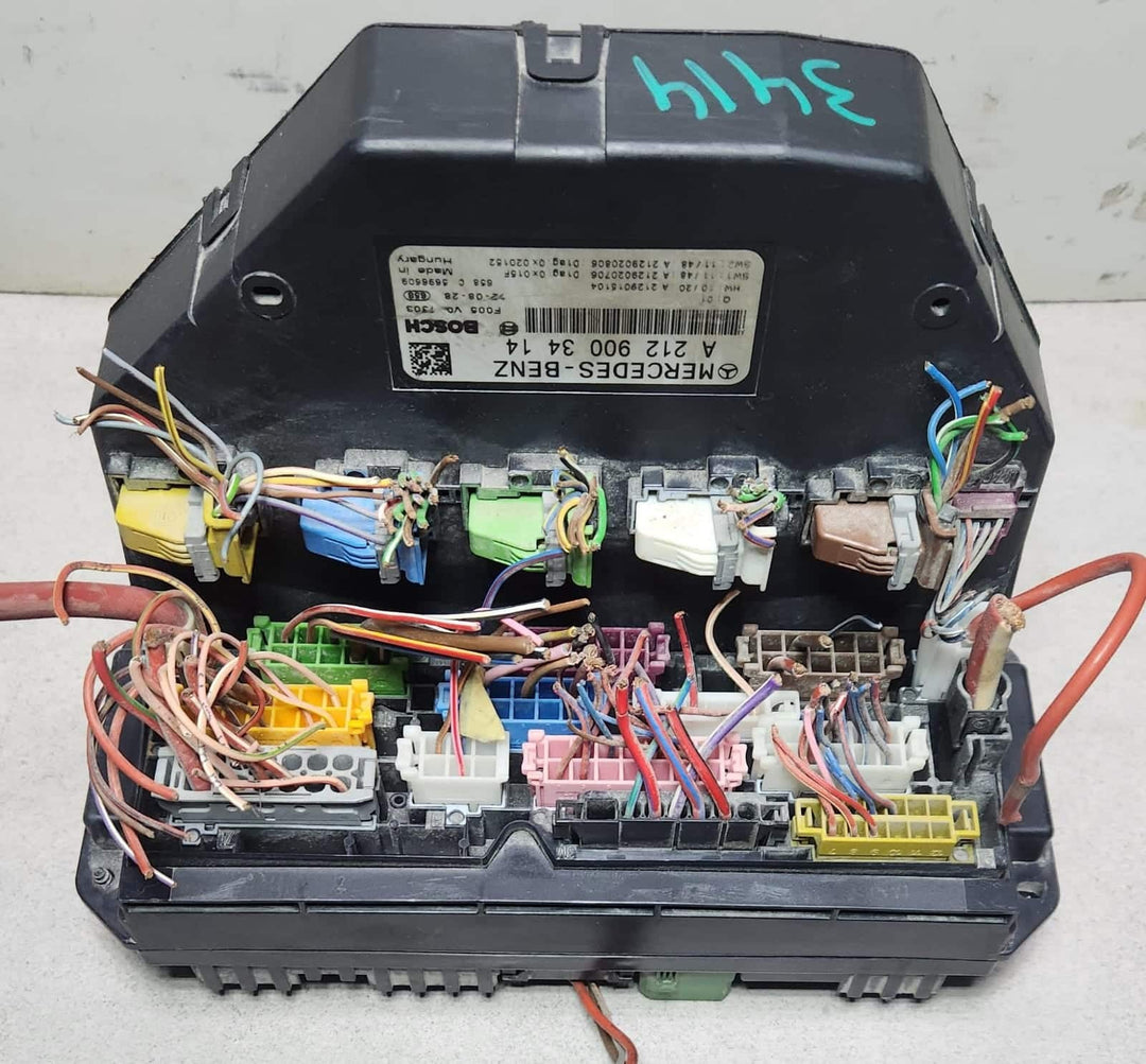 2008-15 Mercedes-Benz W212 Front Sam Fuse Box Control Unit A2129003414 X204 GLK