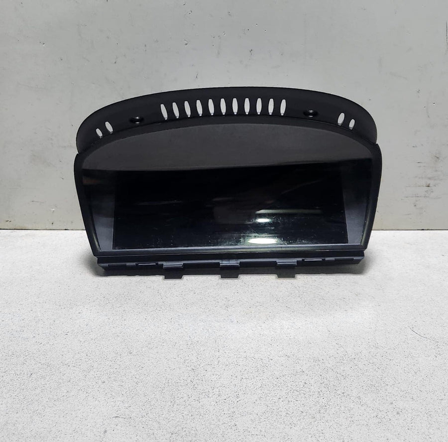 2008 BMW 335i Navigation Display Screen Monitor 9151979 E60 and E90
