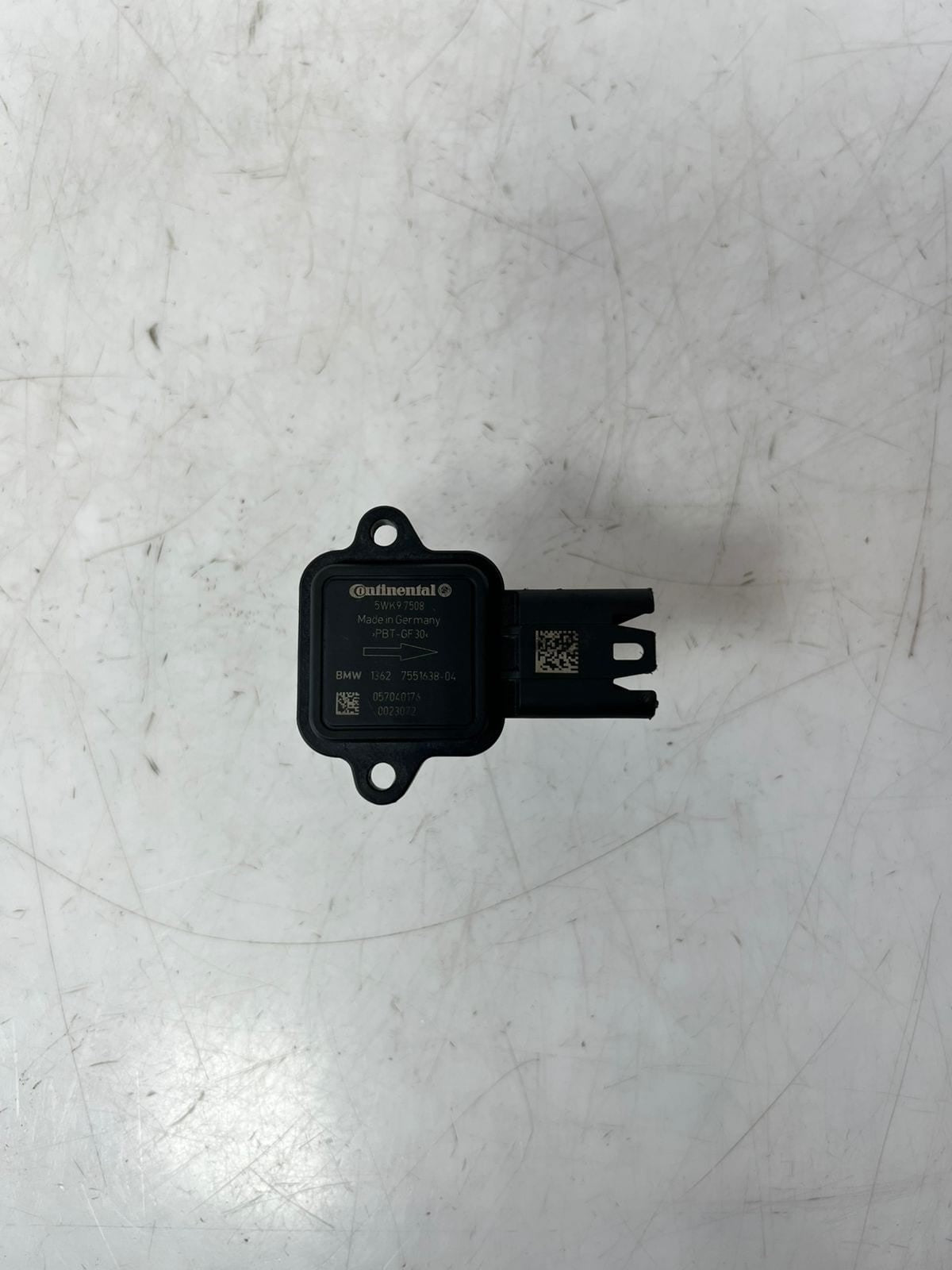 2008-2013 BMW 128i X1 X3 X5 Z4 E60 E61 E70 E90 E92 Mass Air Flow Sensor 7551638 