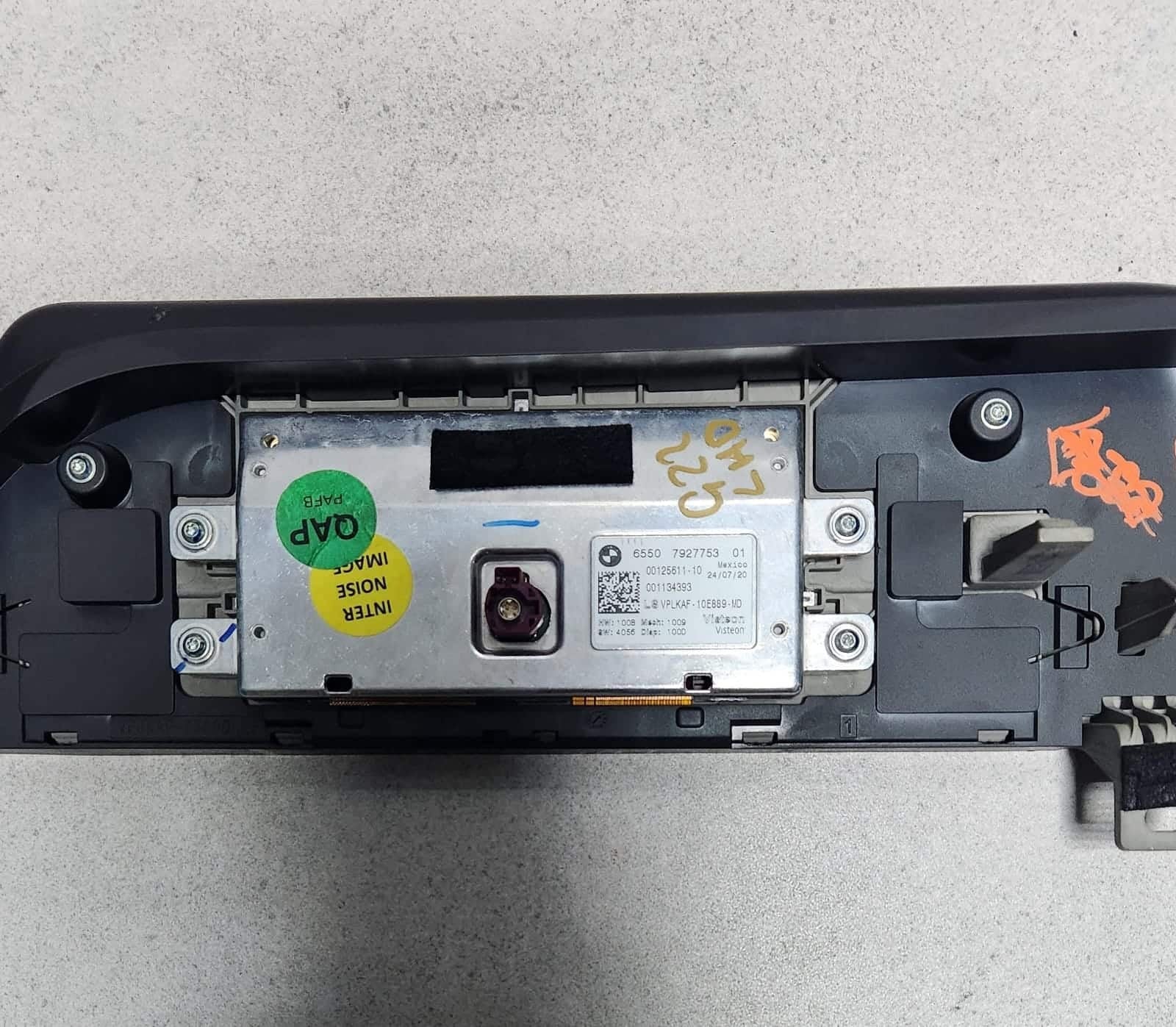 2019-2021 BMW 330i Central Information Display Screen Monitor 7927753 M340i M3 