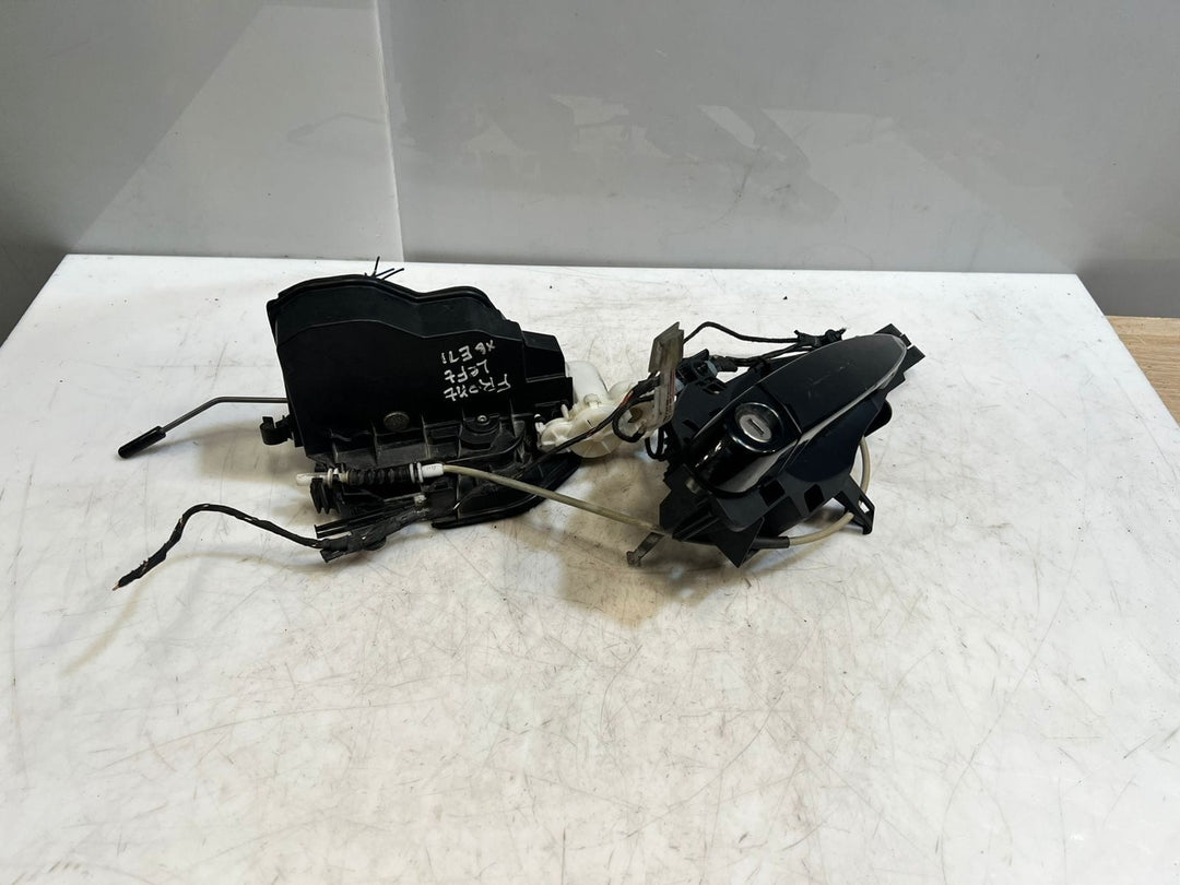BMW X6 E71 Front Left SIDE Door Lock Actuator 7318409 OEM