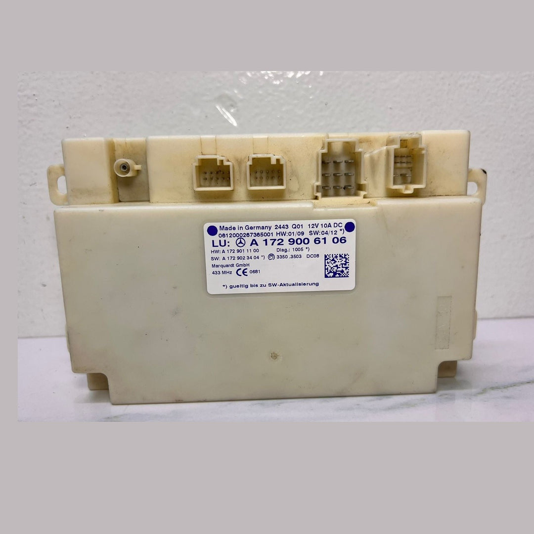2013-2014 Mercedes-Benz C350 Keyless Go Ignition Control Module A 172 9006106 C-