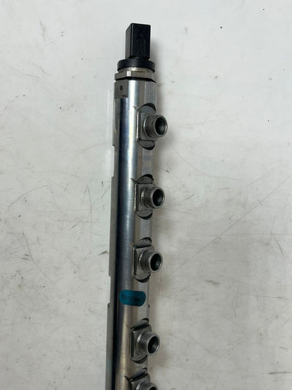 BMW 3 Series F30 F31 F35 N57 D30 Fuel Rail INJECTOR PIPE 7805423 OEM