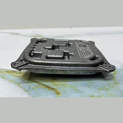 Mercedes-Benz Headlight Control Unit A 221 870 62 89