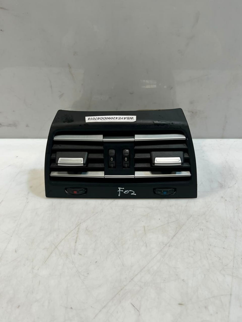 2008 BMW 750i 7 Series F01 F02 F03 F04 Rear Center Console Air Vent 9118249 