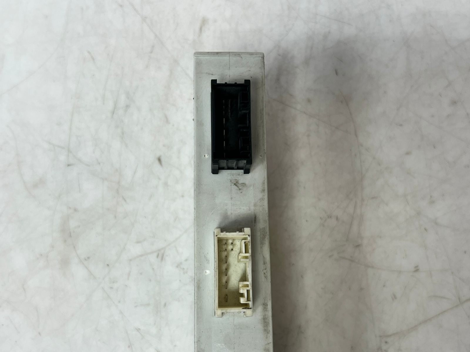 2010-2015 BMW 750Li 5' 6' 7 Series F02 Tailgate Lift Control Module 7232482 OEM