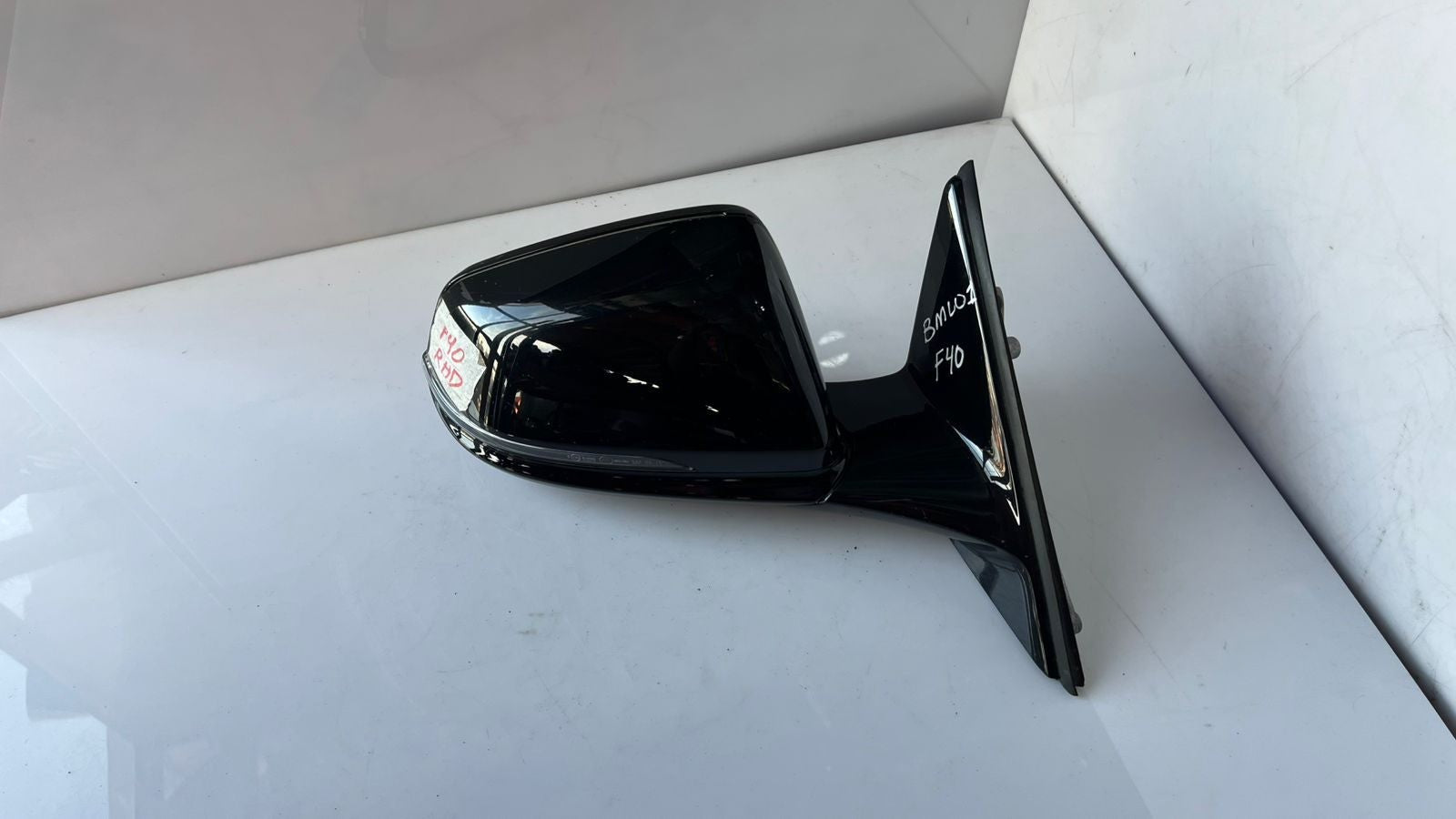BMW F40 Mirror Right Side VIEW MIRROR 041564 BLACK RHD OEM