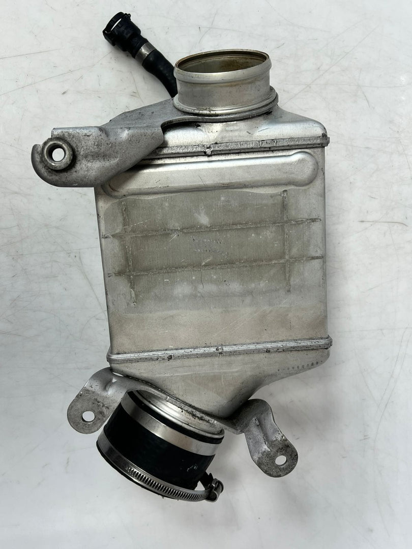 2008-2019 BMW X6 F01 F02 F04 F10 E70 F15 Right Turbocharger Intercooler 7575406