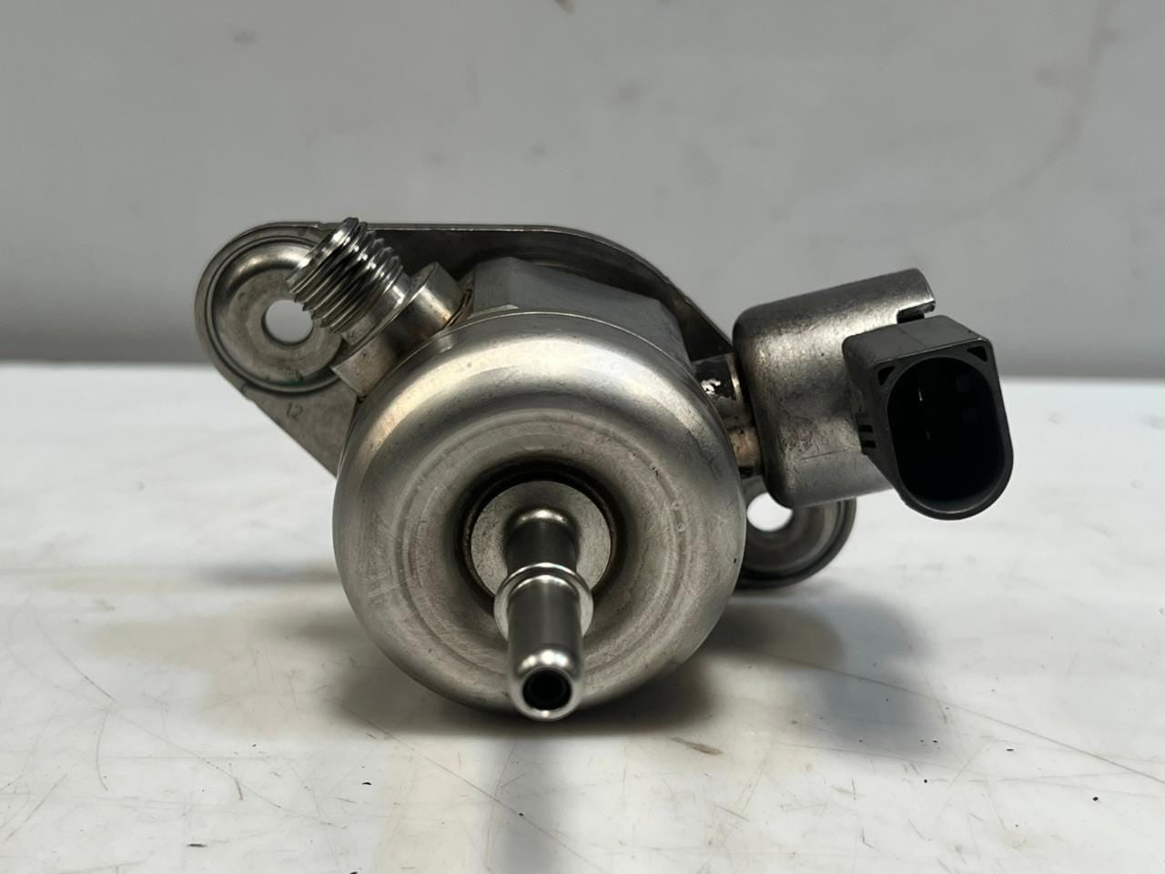 BMW 1 3 Series F20 116i 118i F30 N13 High Pressure Fuel Pump 7607159 OEM