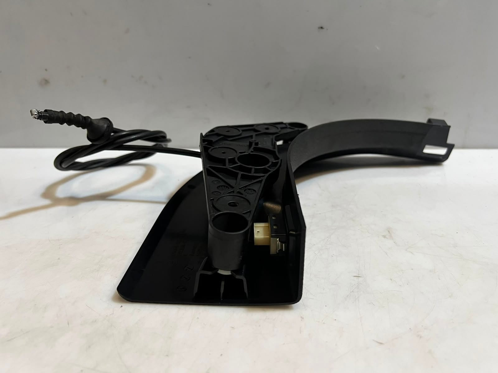 BMW 5 Series F10 F11 Side LATERAL TRIM Panel Lower Front Left Black FL 9162737