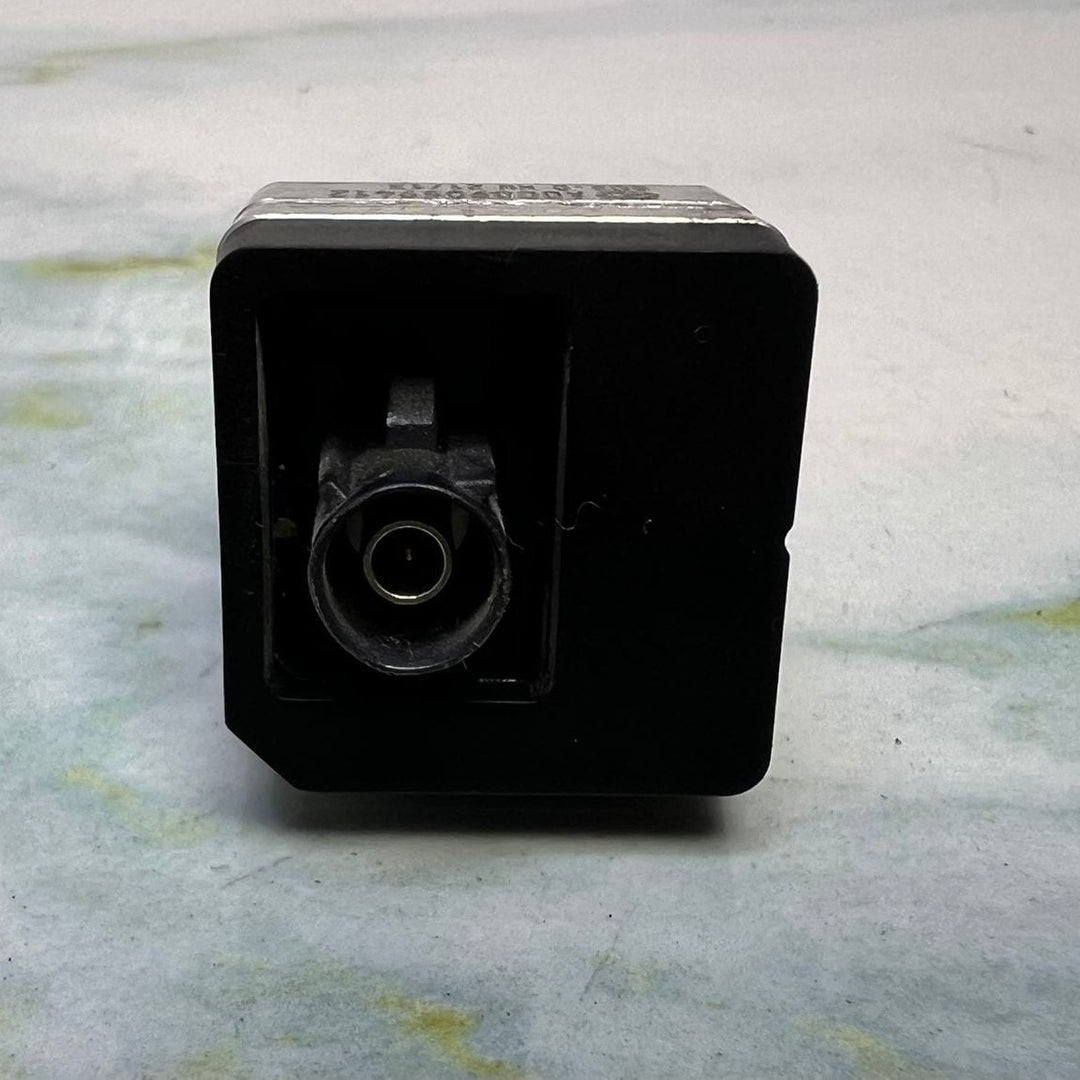Genuine Mercedes Rear View Camera A0009059412 ACE, CLS, EQS, S, GT, GLA, GLE