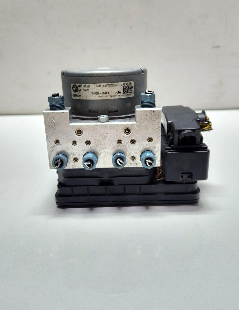 16-17 BMW 320i Abs Pump Control Module 6875559 F20 F22 F30 F31 F32 F34 F36 OEM