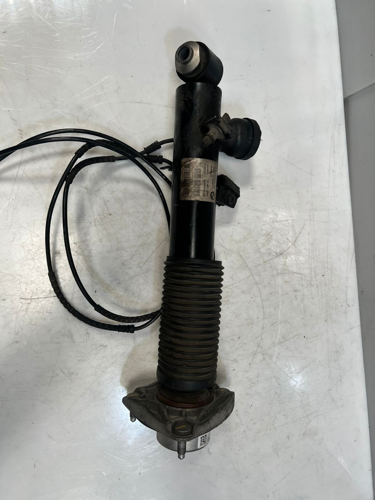 2014-2018 BMW X5 F15 X6 F16 xDrive 30d Rear Shock Absorber DIESEL 6875087 OEM