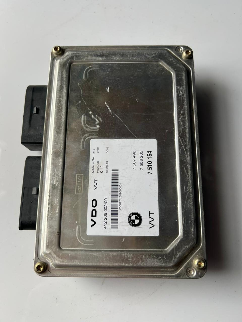 BMW 2002-2005 BMW 745i Gearbox Control Unit 7510154 6 Series E63 E64 2003-2010 a