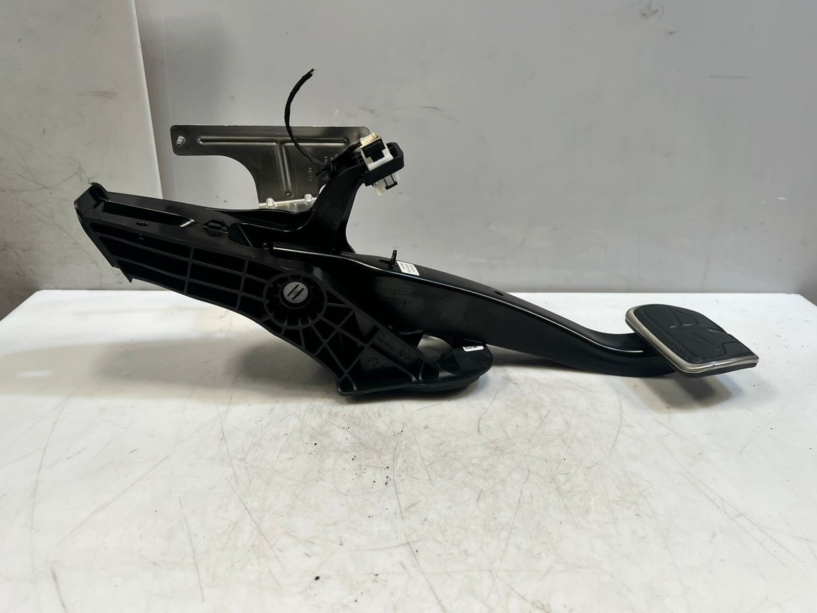 2019 BMW 3 4 Series G20 G21 G22 G23 G26 M SPORT Brake Pedal Assembly 6874282 OEM