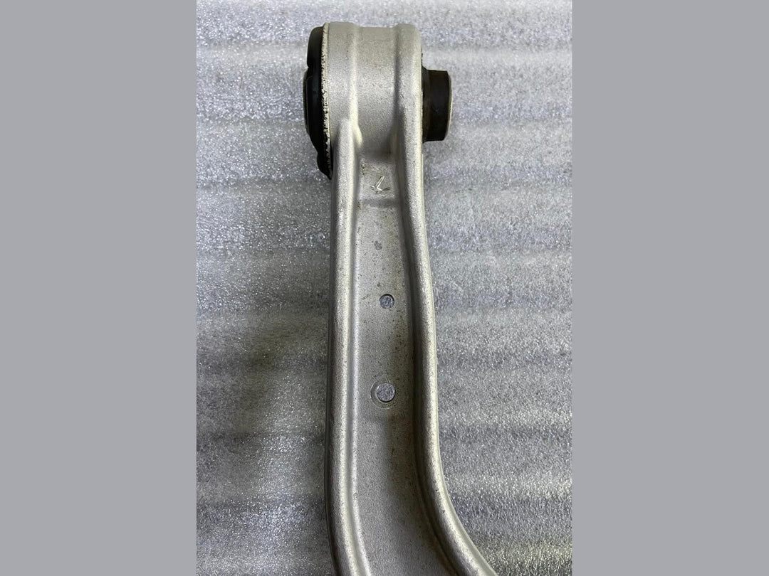 OEM BMW X5 X6 X7 UPPER FRONT RIGHT CONTROL ARM ASSEMBLY 6893116