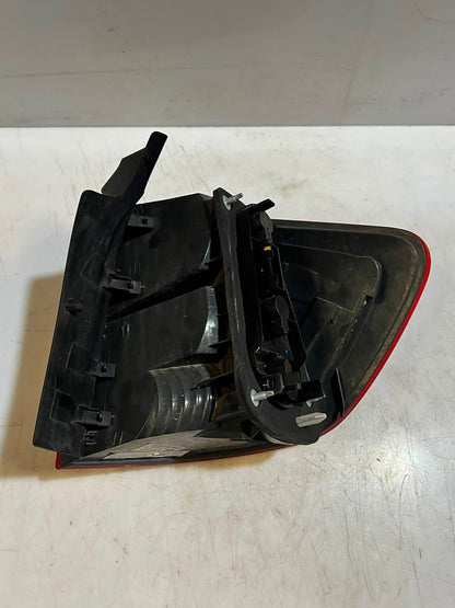 2010-2015 BMW X1 E84 Tail Light, Left SIDE BACK LIGHT 2990109 ECE