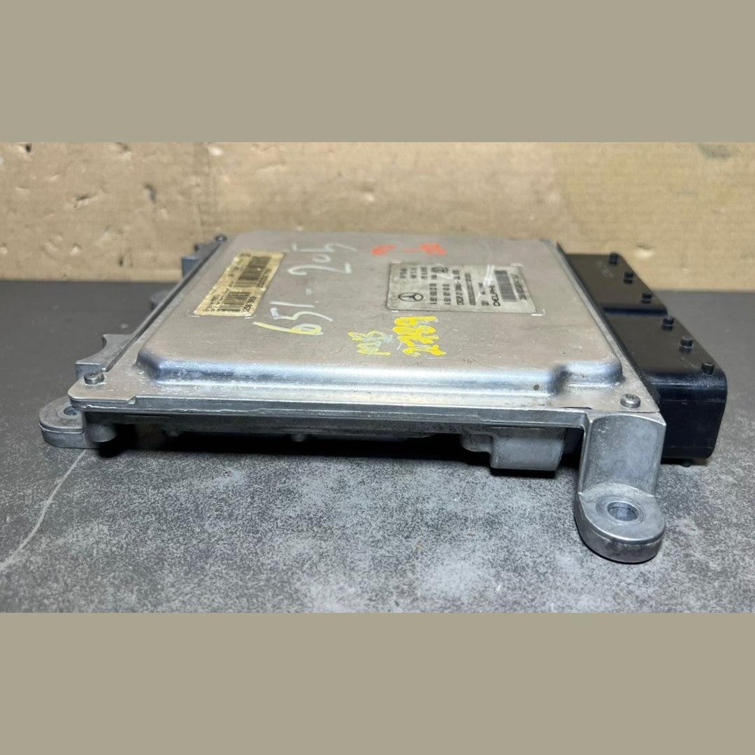 14-18 Mercedes W205 C-Class Engine Control Module Unit ECM ECU A651 9005203 OEM