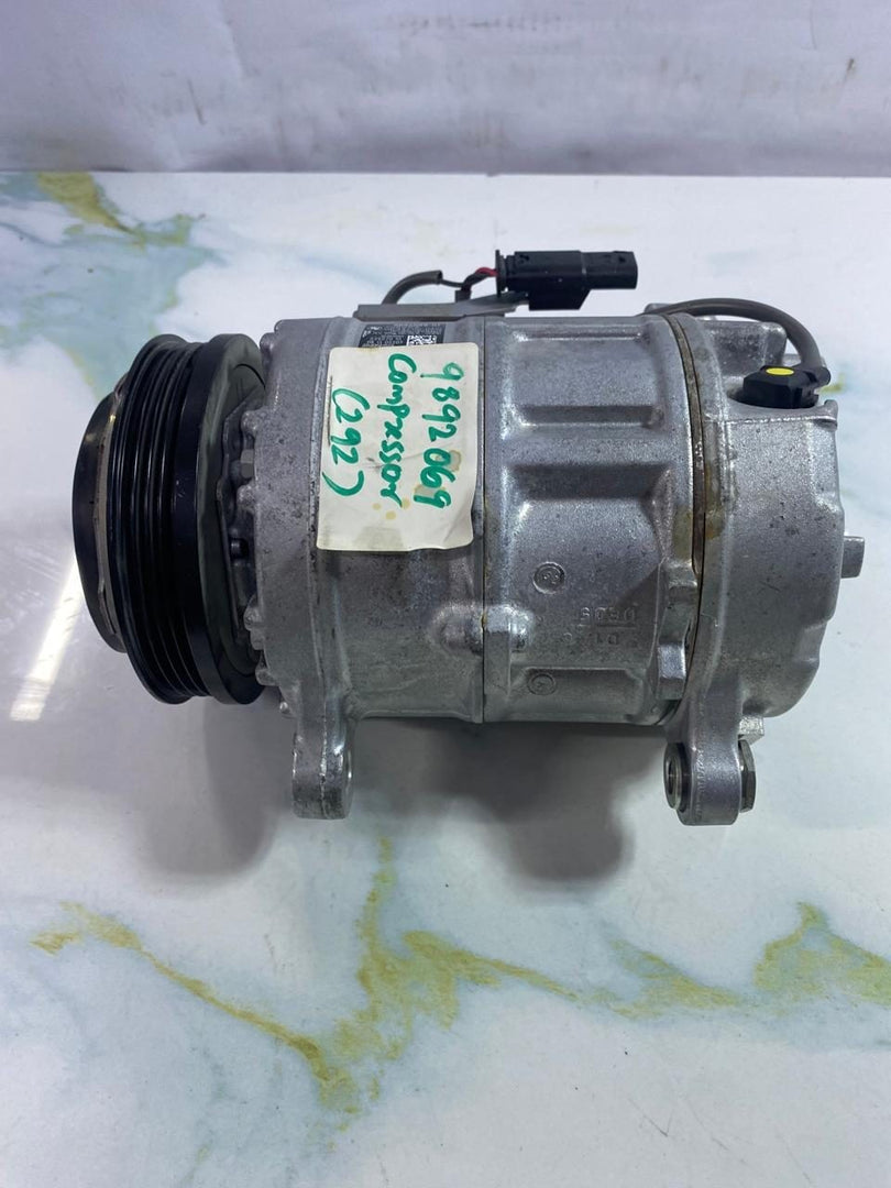 BMW Air Diesel B57 Compressor 9892069 BMW X5 G05, X6 G06, and X7 G07 G60 G61