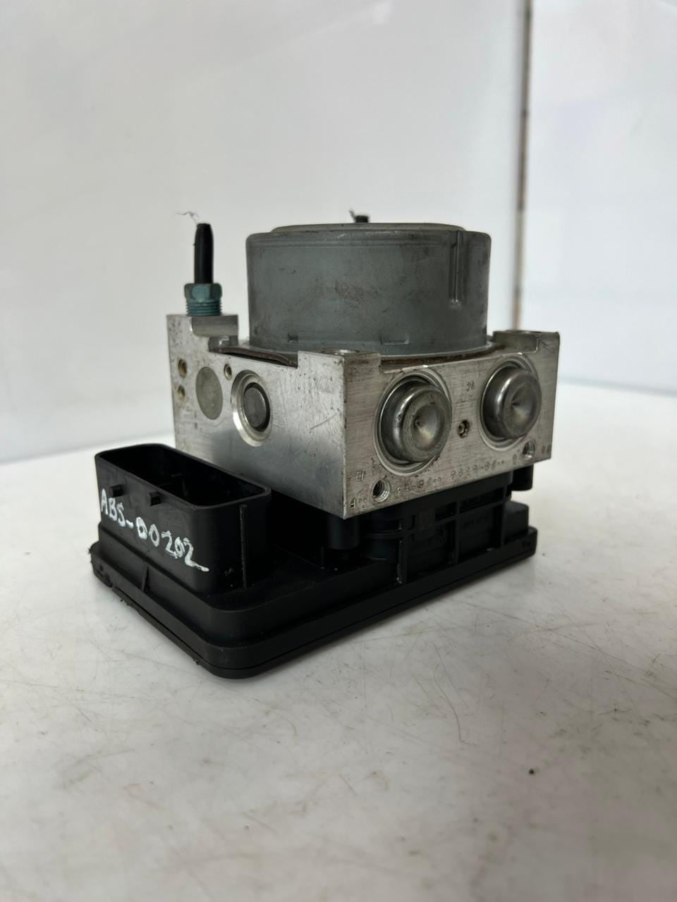 2014-2016 BMW F30 328i F20 320i 335i Abs Anti-Lock Brake Pump Module 6870912 OEM