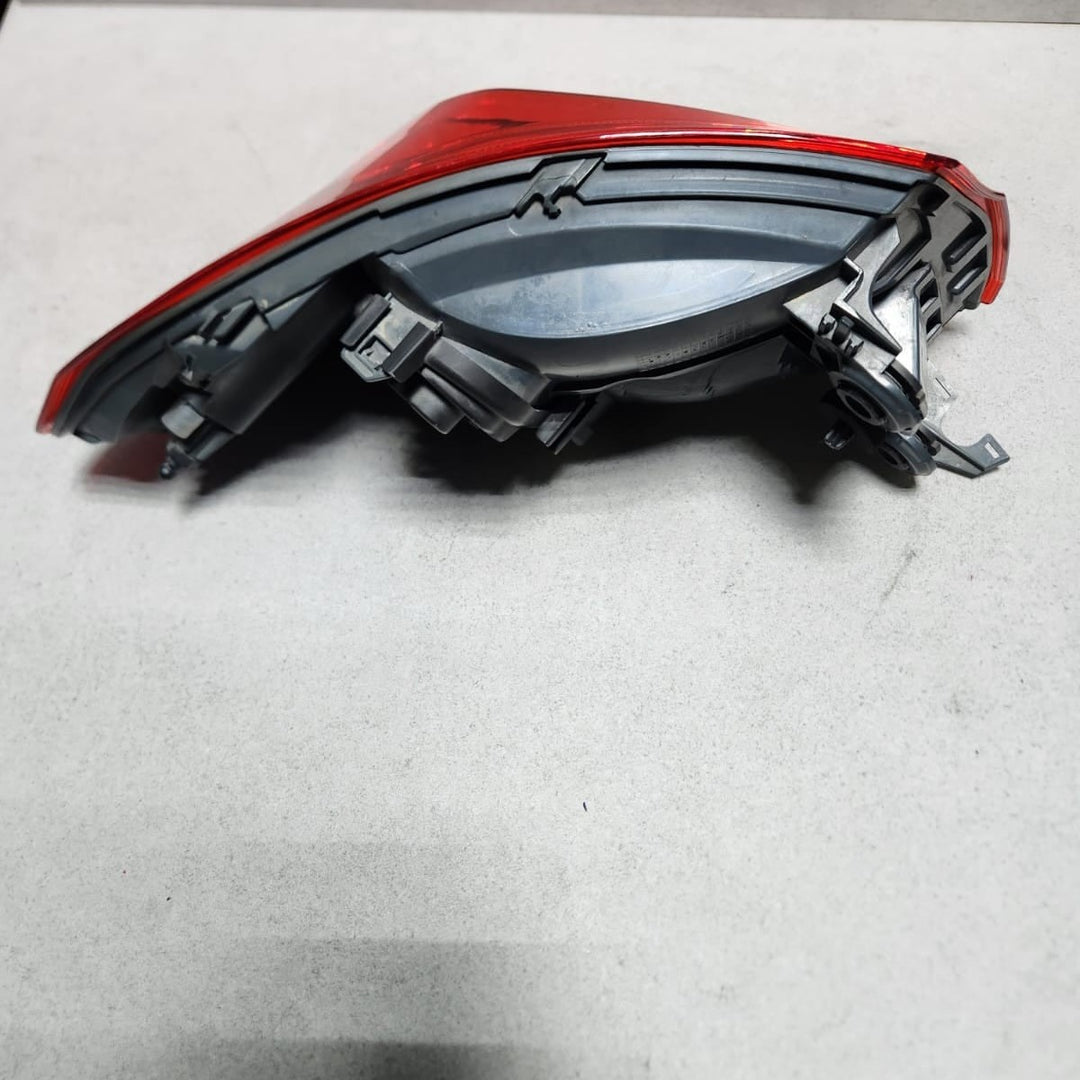 2015-2017 BMW M4 Rear Right Tail Light 7296100 M4 F82 and 4 Series F32 F33