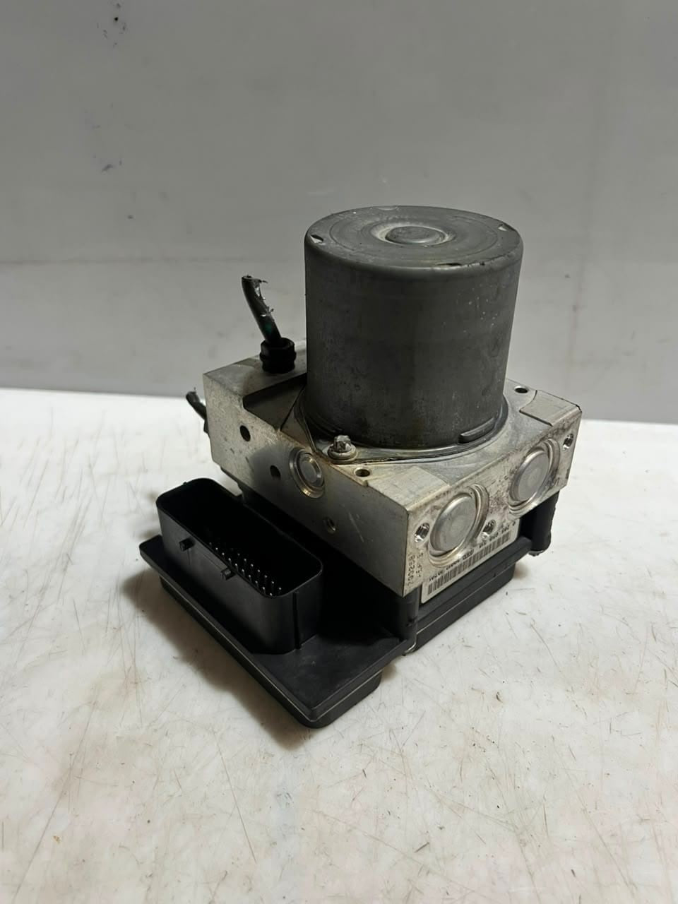 BMW 5' 6' E60 E61 E63 E64 Abs HYDRAULIC Pump Control Unit 3451 6767239 OEM