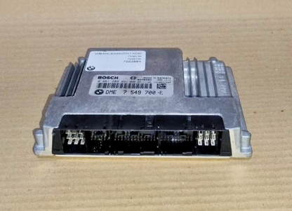 BMW E60 E61 E63 E64 E65 E66 5 6 7 series 5.0i N62 ENGINE DME CONTROL ECU 7549700
