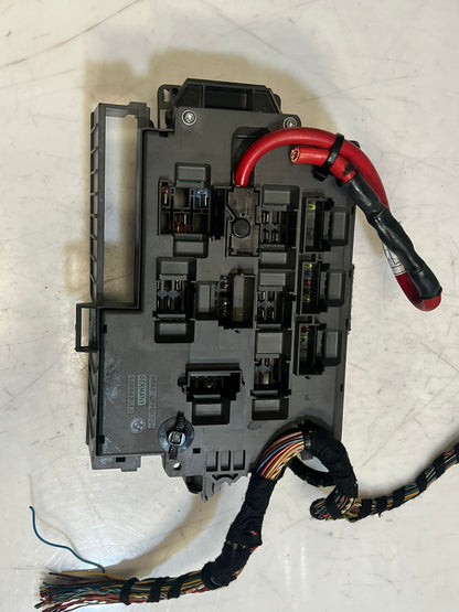 BMW Z4 E89 Sdrive18i Power Distribution Fuse Box Front Plastic Metal 9154971 OEM